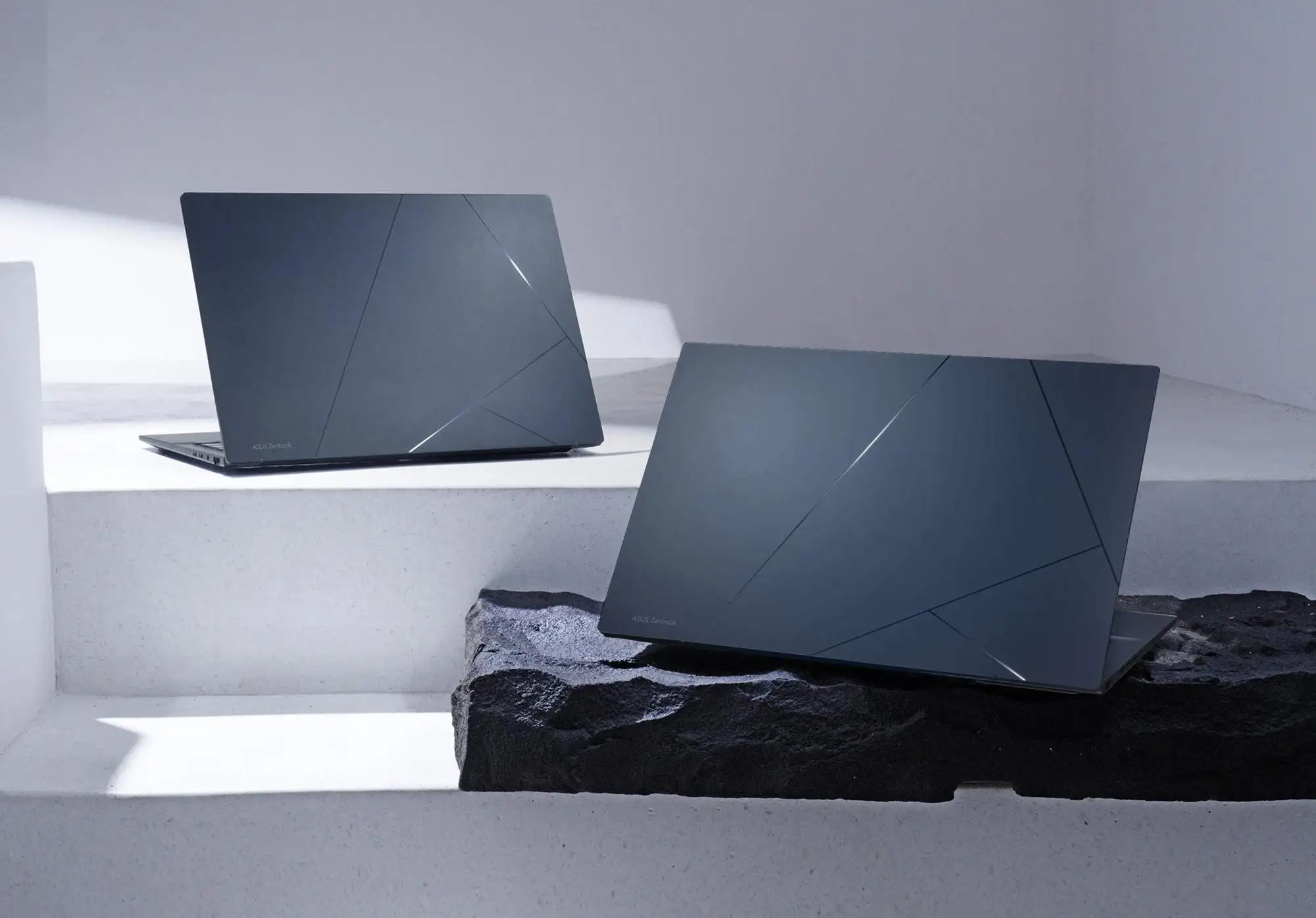 Asus ZenBook 14 OLED UX3405MA